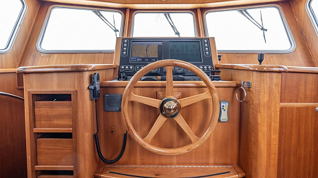 Яхта Privateer Trawler 50